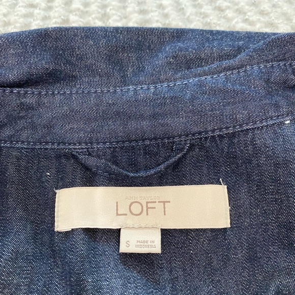 NWOT. Loft Denim Button Front Self-Tie Dress Size Small - Picture 4 of 4